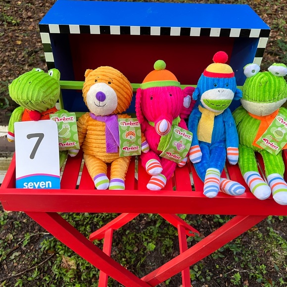 Monkeez for sale! Happy to bundle these monkeez- keep one,give one!  Lucky you! - Picture 6 of 8